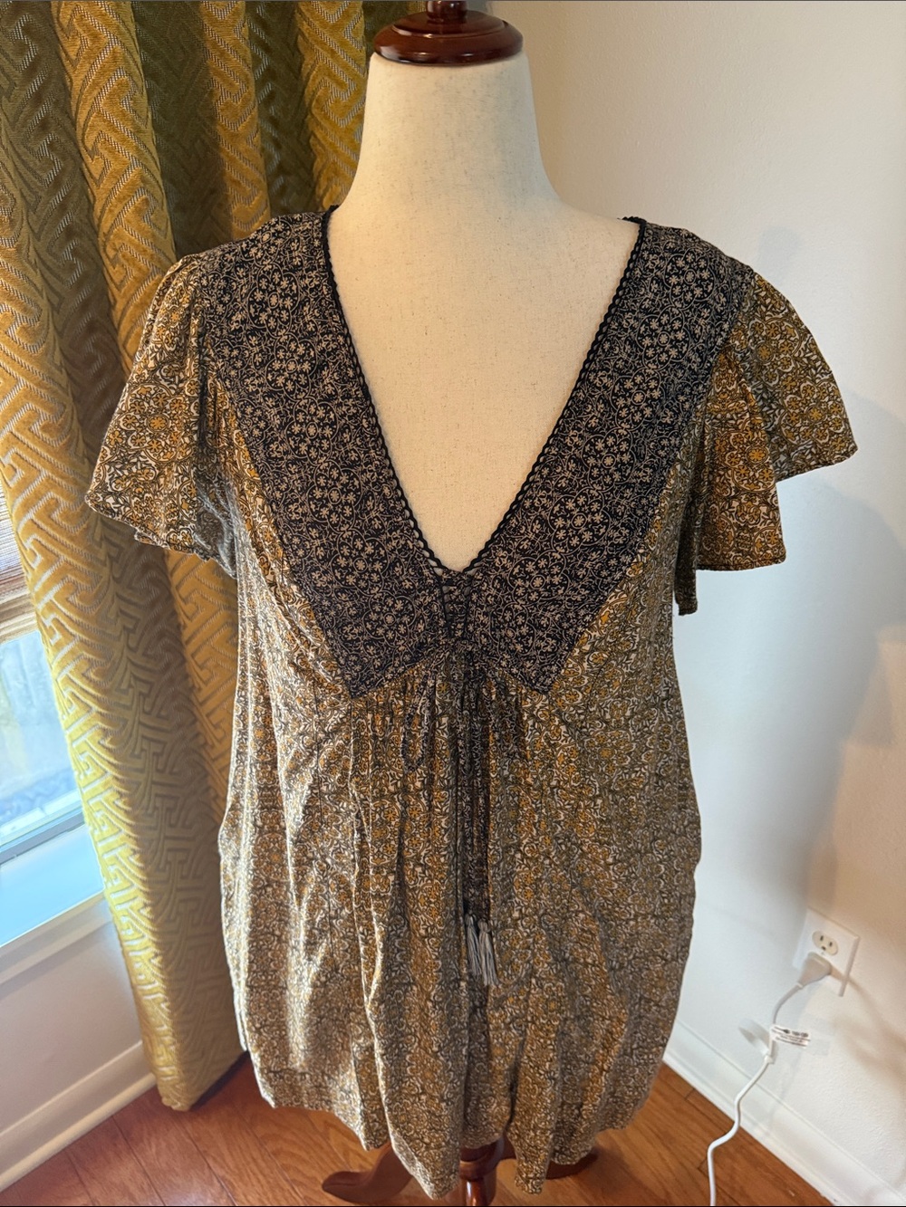 Anthropologie Mustard Floral V-Neck Tunic with Navy Yoke